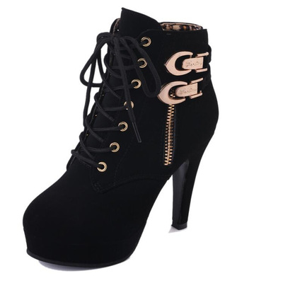 New Autumn And Winter Martin Boots With Round Toe Large Size