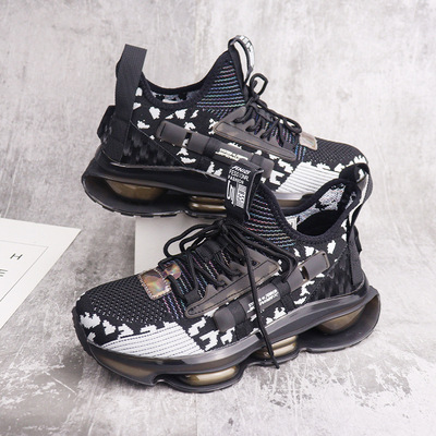 Fashion Sports Men's Running Shoes With Suction Mold Sole Casual Shoes