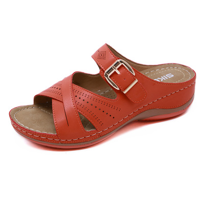 Route Leisure Light Slope With Platform Buckle Sandals