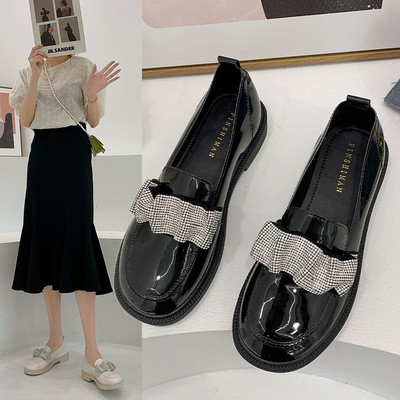 British Style Small Leather Shoes Women New Rhinestone Platform Flat Heel Patent Leather