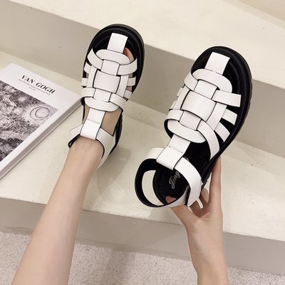 Fashionable Korean Baotou Hollow Velcro Fairy Platform Roman Shoes