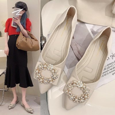 Shallow Mouth Pointed Pearl Rhinestone Round Buckle Flat Soft Bottom Lady Style Easy To Match