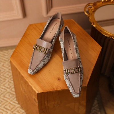 French Retro Small Square Toe Thick-heeled Metal Buckle Single Shoes Can Be Worn On The Heel
